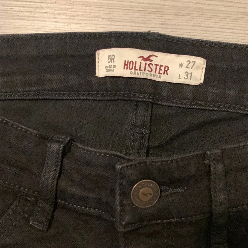 Hollister Charcoal Denim Jeans - Picture 2 of 4